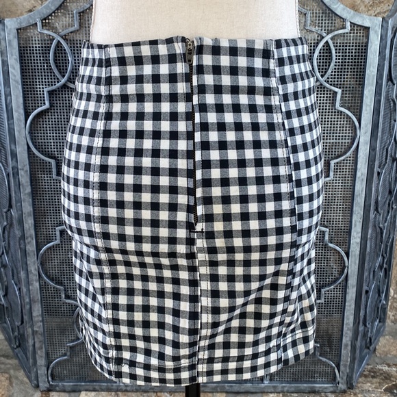 Free people checkered skirt GREAT CONIDITION - Picture 2 of 2
